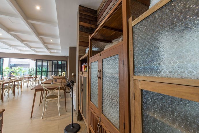Imagen del bar/restaurante del Hotel Blu Monkey Brown House Udonthani. Foto 9