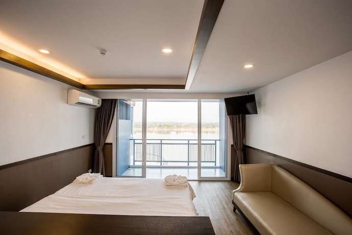 Imagen de la habitación del Hotel Blu Nakhon Phanom. Foto 11