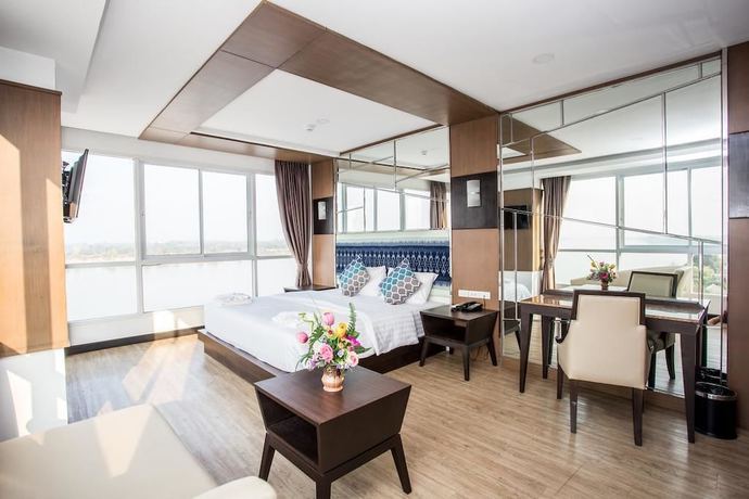 Imagen de la habitación del Hotel Blu Nakhon Phanom. Foto 14