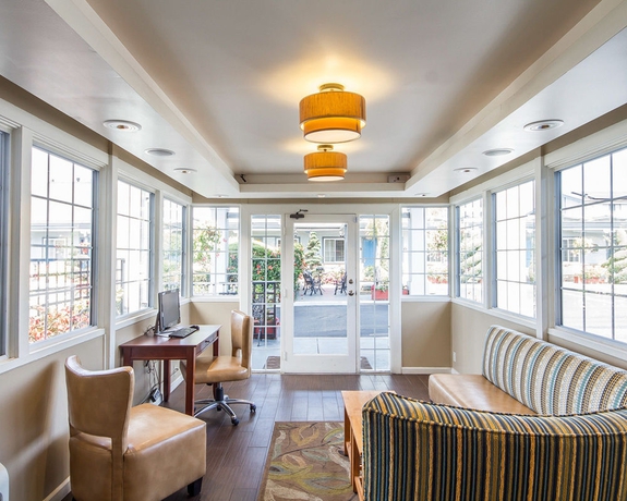 Imagen de los interiores del Hotel Blu Pacific. Foto 12