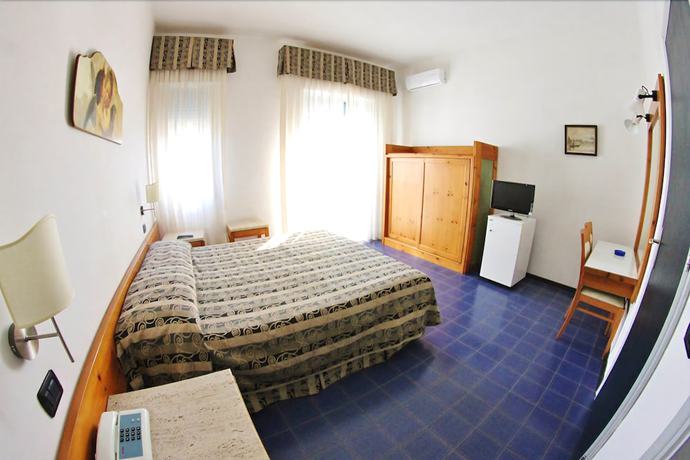 Imagen de la habitación del Hotel Blu, Porto Cesareo. Foto 8