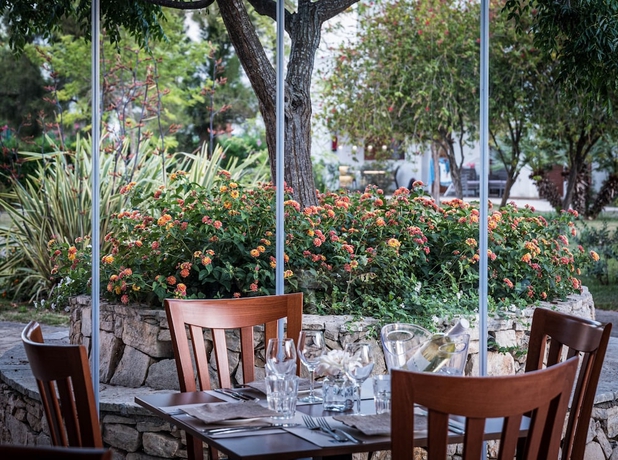 Imagen del bar/restaurante del Hotel Blu Salento Village. Foto 6