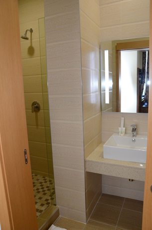 Imagen de la habitación del Hotel Blu Sky. Foto 5