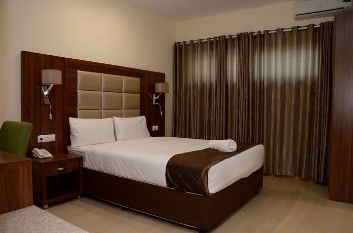 Imagen de la habitación del Hotel Blu Sky. Foto 10