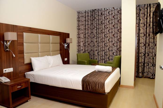 Imagen de la habitación del Hotel Blu Sky. Foto 17