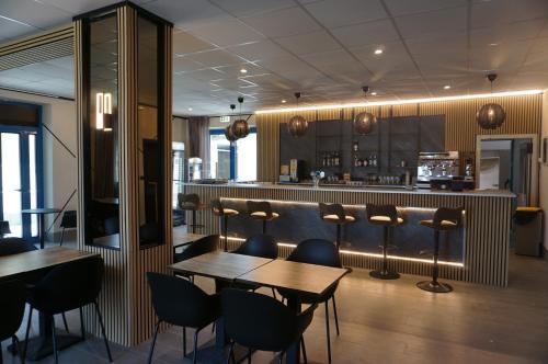 Imagen general del Hotel BluMarine. Foto 12