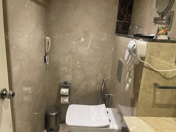 Imagen de la habitación del Hotel BluO Shiv Ganga River View. Foto 11