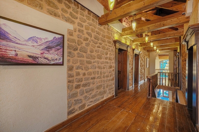 Imagen de los interiores del Hotel BluSalzz Terrah Hills Resort, Dalhousie-Member of SLH Hiltons. Foto 10