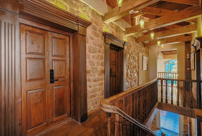 Imagen de los interiores del Hotel BluSalzz Terrah Hills Resort, Dalhousie-Member of SLH Hiltons. Foto 12