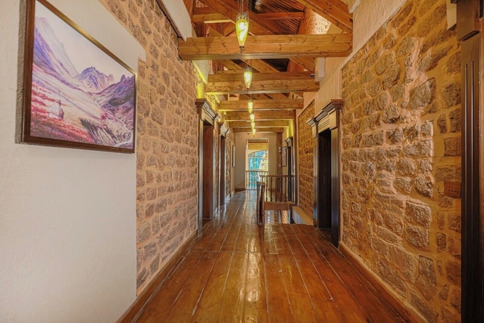 Imagen de los interiores del Hotel BluSalzz Terrah Hills Resort, Dalhousie-Member of SLH Hiltons. Foto 14