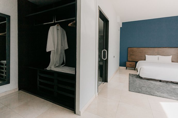 Imagen de la habitación del Hotel Blue Arch Suites - The Notre Dame Saigon. Foto 17