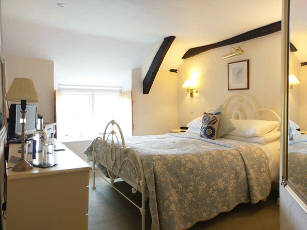 Imagen general del Hotel Blue Ball Inn. Foto 2