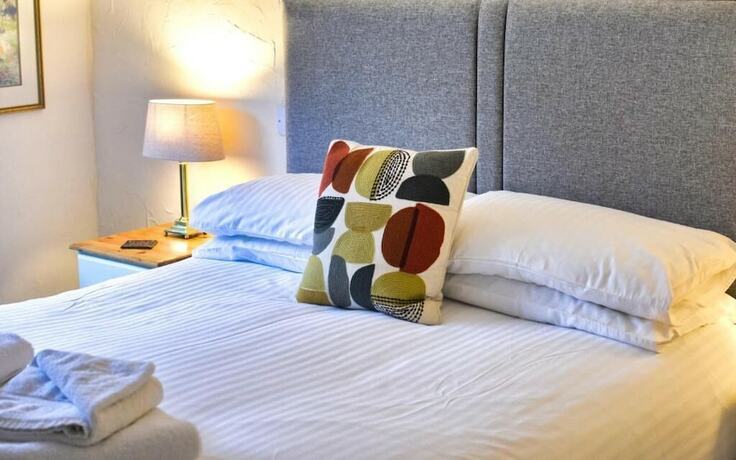 Imagen de la habitación del Hotel Blue Ball Inn. Foto 17