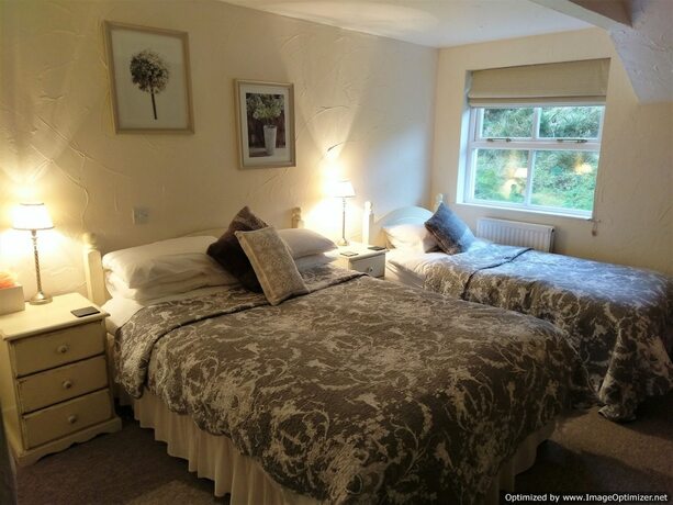 Imagen de la habitación del Hotel Blue Ball Inn. Foto 19