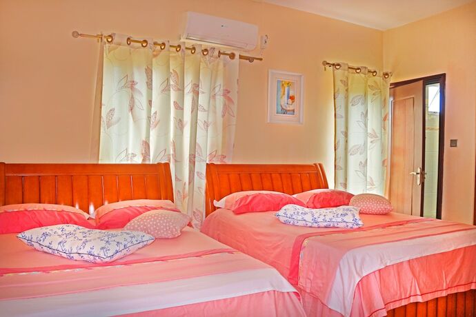 Imagen general del Hotel Blue Bay Holiday Resort. Foto 6