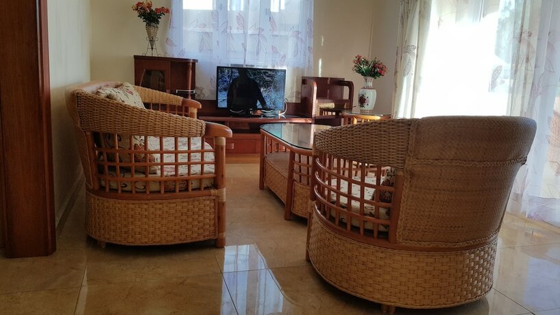 Imagen general del Hotel Blue Bay Holiday Resort. Foto 10