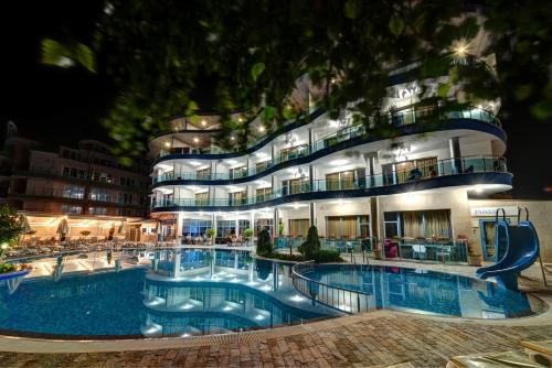Imagen general del Hotel Blue Bay, Nessebar. Foto 6