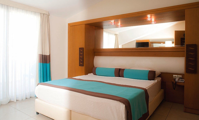 Imagen de la habitación del Hotel Blue Bay Platinum. Foto 10