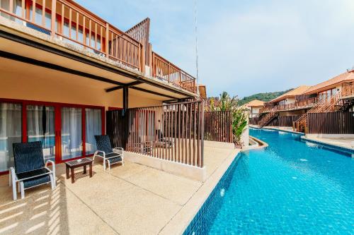 Imagen general del Hotel Blue Bay Resort, Ban Ta Reua. Foto 13