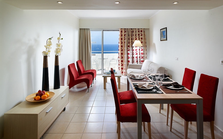 Imagen de los interiores del Hotel Blue Bay Resort, Ialissos. Foto 9