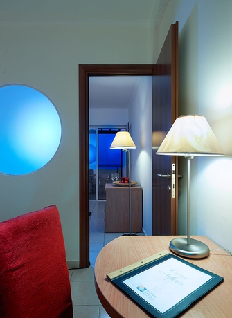 Imagen de la habitación del Hotel Blue Bay Resort, Ialissos. Foto 4