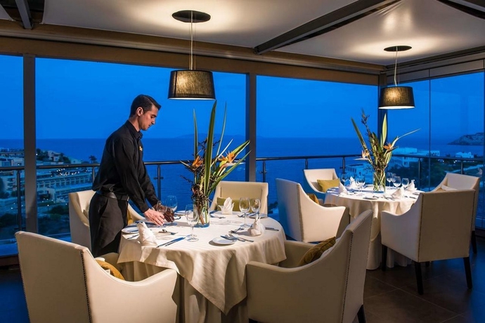 Imagen general del Hotel Blue Bay Resort and Spa. Foto 14