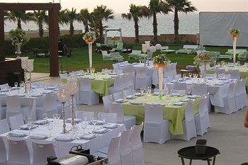 Imagen de los exteriores del Hotel Blue Bay (antes del Mercury Blue Bay).. Foto 3