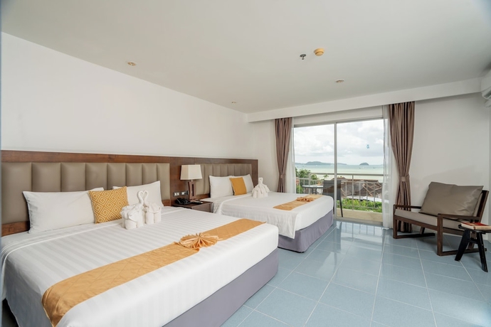 Imagen de la habitación del Hotel Blue Beach Grand Resort and Spa. Foto 2