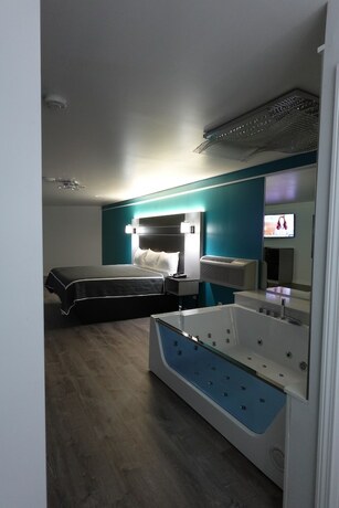 Imagen de la habitación del Hotel Blue Beach Motel. Foto 17