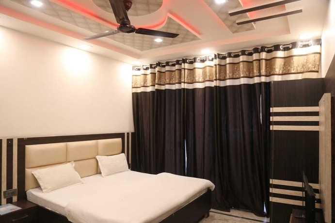 Imagen de la habitación del Hotel Blue Berry Agra. Foto 2