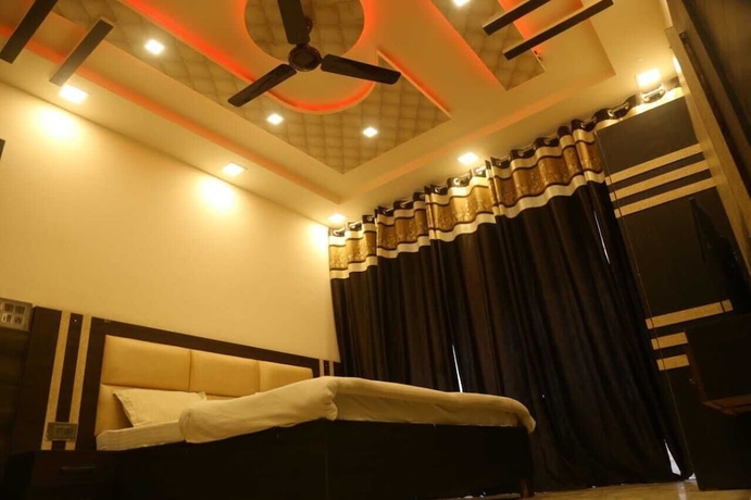 Imagen de la habitación del Hotel Blue Berry Agra. Foto 3
