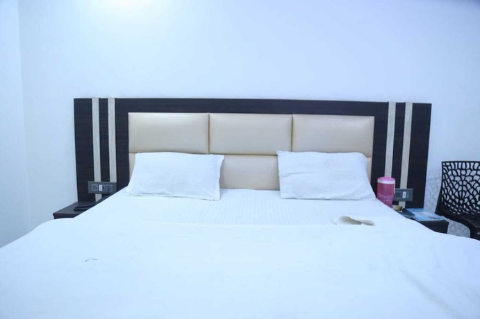 Imagen de la habitación del Hotel Blue Berry Agra. Foto 4