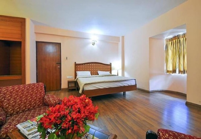 Imagen general del Hotel Blue Bird, Udhagamandalam. Foto 11