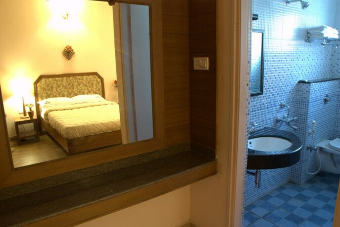Imagen de la habitación del Hotel Blue Bird, Udhagamandalam. Foto 32