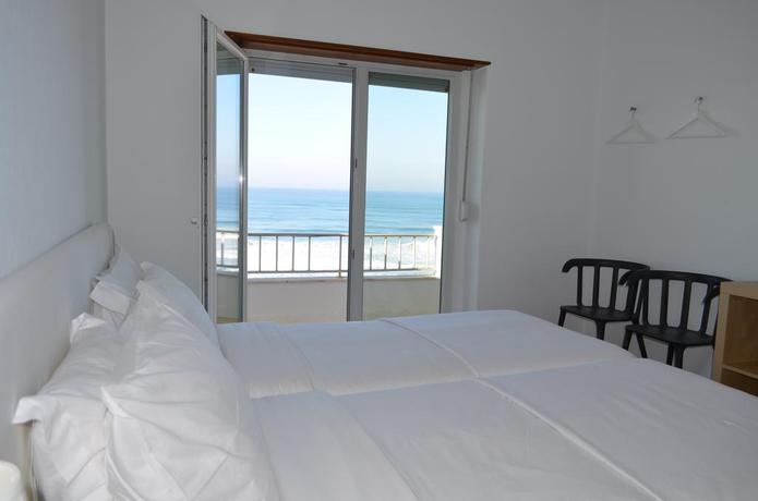 Imagen de la habitación del Hotel Blue Buddha Beach House, Ericeira. Foto 2