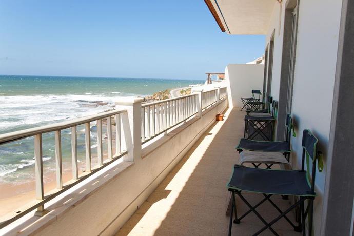 Imagen de los exteriores del Hotel Blue Buddha Beach House, Ericeira. Foto 5