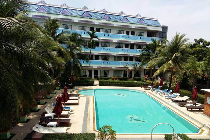 Imagen de la piscina del Hotel Blue Carina Inn 2. Foto 16