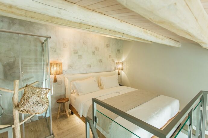 Imagen de la habitación del Hotel Blue Carpet Luxury Suites. Foto 11