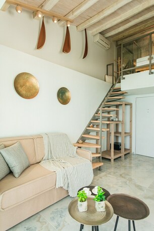 Imagen de la habitación del Hotel Blue Carpet Luxury Suites. Foto 13