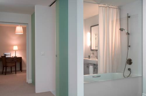 Imagen de la habitación del Hotel Blue City. Foto 7