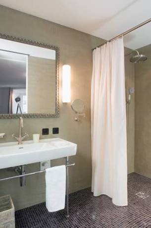 Imagen de la habitación del Hotel Blue City. Foto 16