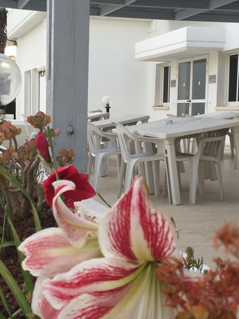 Imagen de los exteriores del Hotel Blue Crane Apts. Foto 10