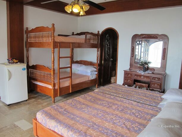 Imagen general del Hotel Blue Crystal Beach Resort. Foto 5