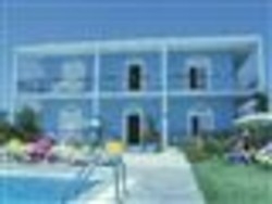 Imagen de los exteriores del Hotel Blue Diamond Studios. Foto 2