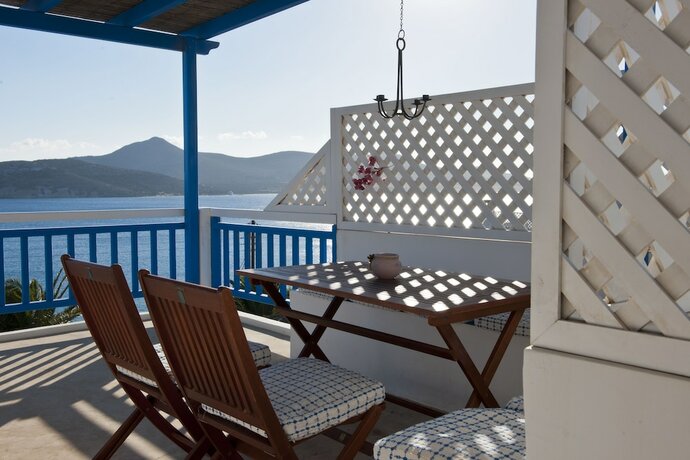 Imagen general del Hotel Blue Dolphin Antiparos Villas and Suites. Foto 7