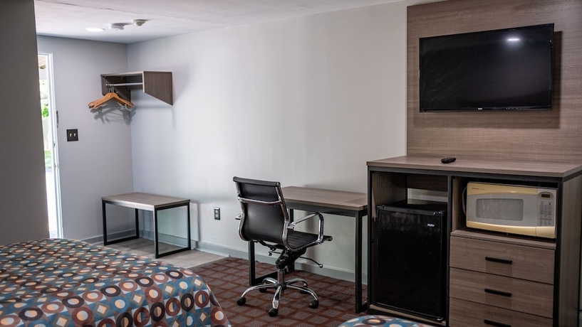 Imagen de la habitación del Hotel Blue Dolphin Inn, Eastham. Foto 12
