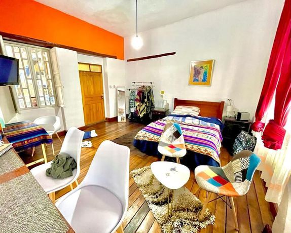 Imagen de la habitación del Hotel Blue Door Housing Historic Quito. Foto 15