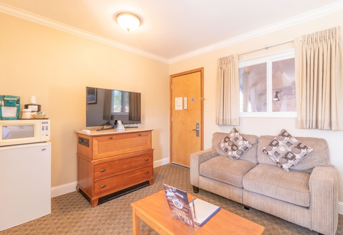 Imagen de la habitación del Hotel Blue Door Inn. Foto 3