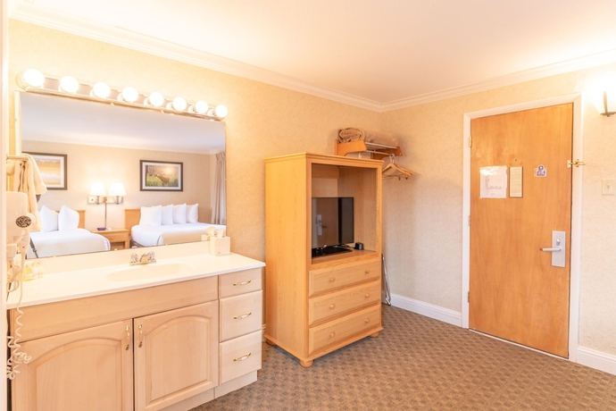 Imagen de la habitación del Hotel Blue Door Inn. Foto 15