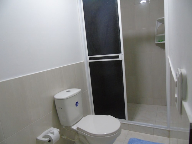 Imagen de la habitación del Hotel Blue Emerald. Foto 2